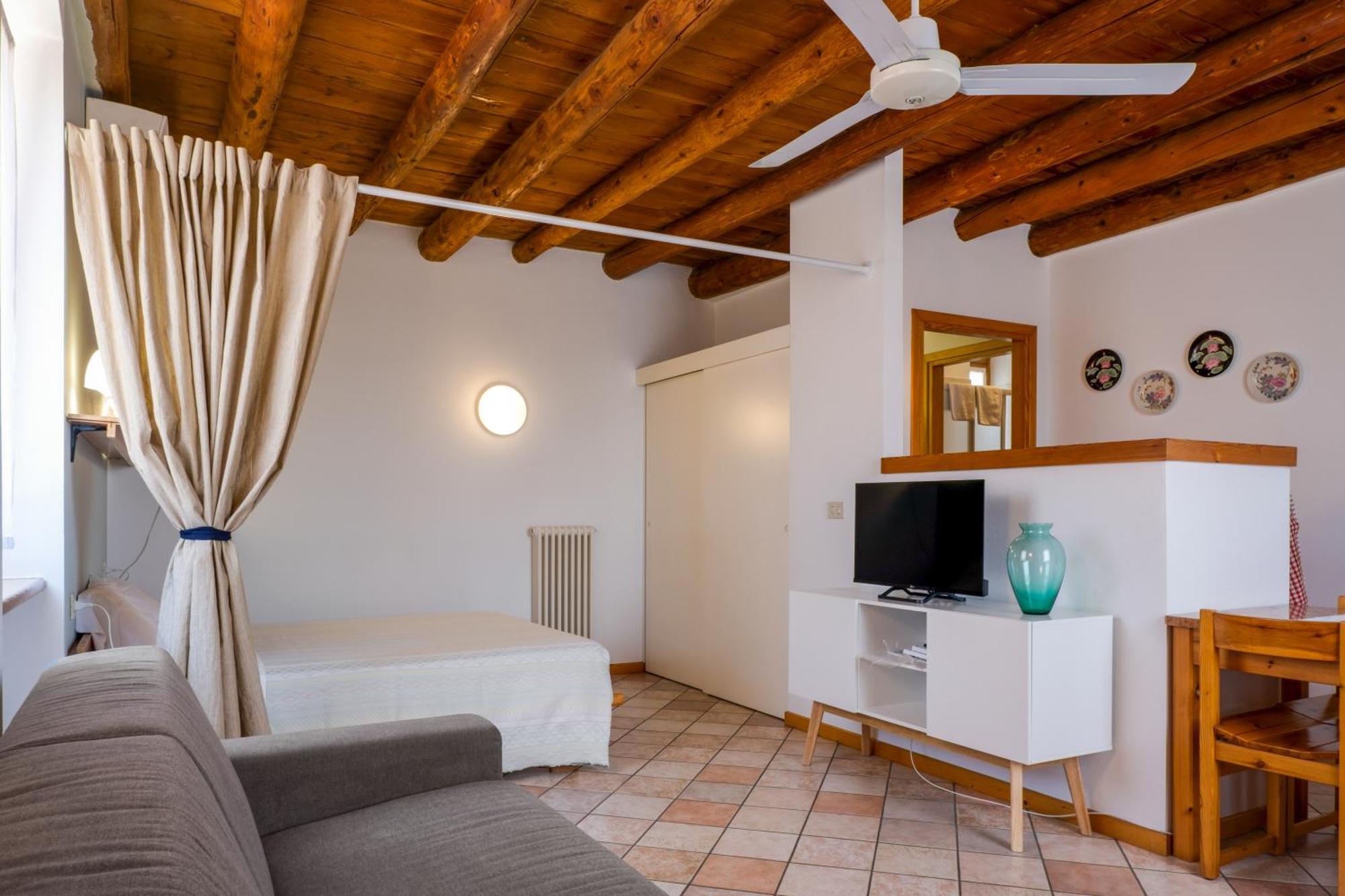 Agriturismo Le Ginestre Lazise Eksteriør bilde